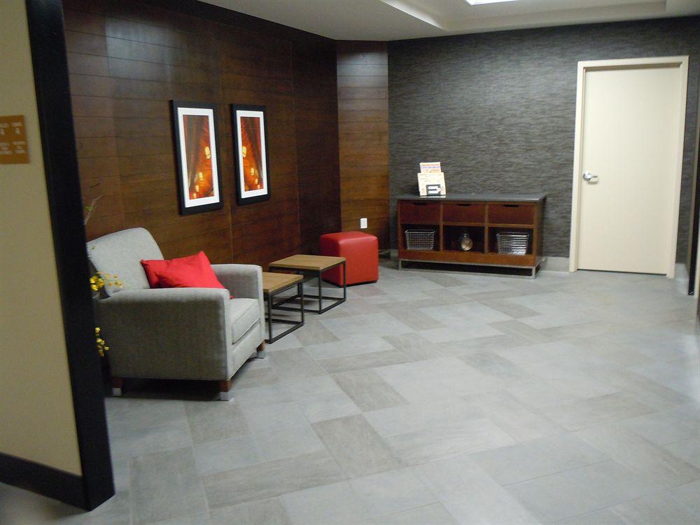 Four Points By Sheraton Edmundston Hotel & Conference Center מראה חיצוני תמונה